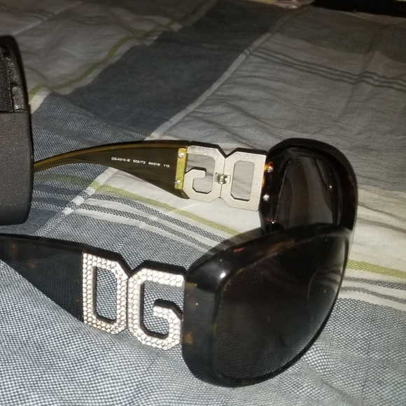 Dolce & Gabbana DG Rhinestone Oversized Shades - Picture 7 of 7